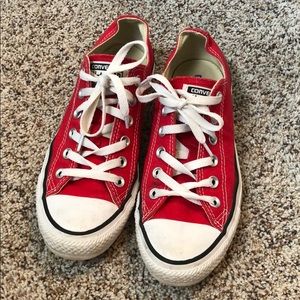 Converse Red